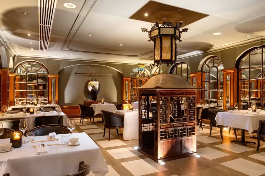 salle restaurant du Copthorne Tara Londres