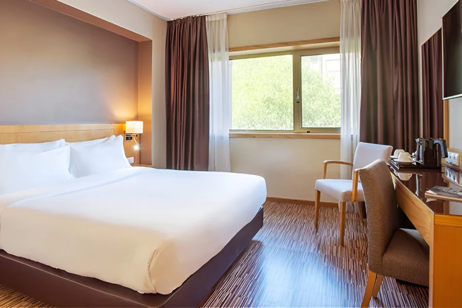 Chambre lit double HF TUELA PORTO