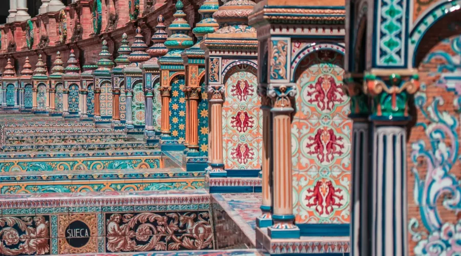 Mosaïque sur la Plaza de España à Séville