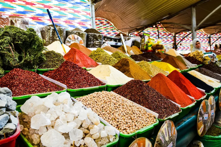 Marché aux épices à Tachkent, Ouzbékistan