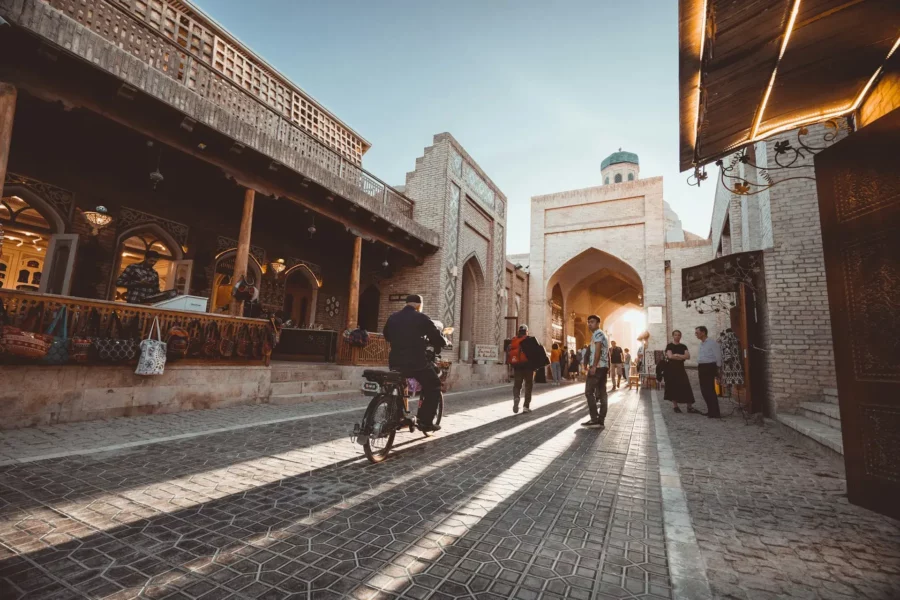 Rue dans Boukhara, Ouzbékistan