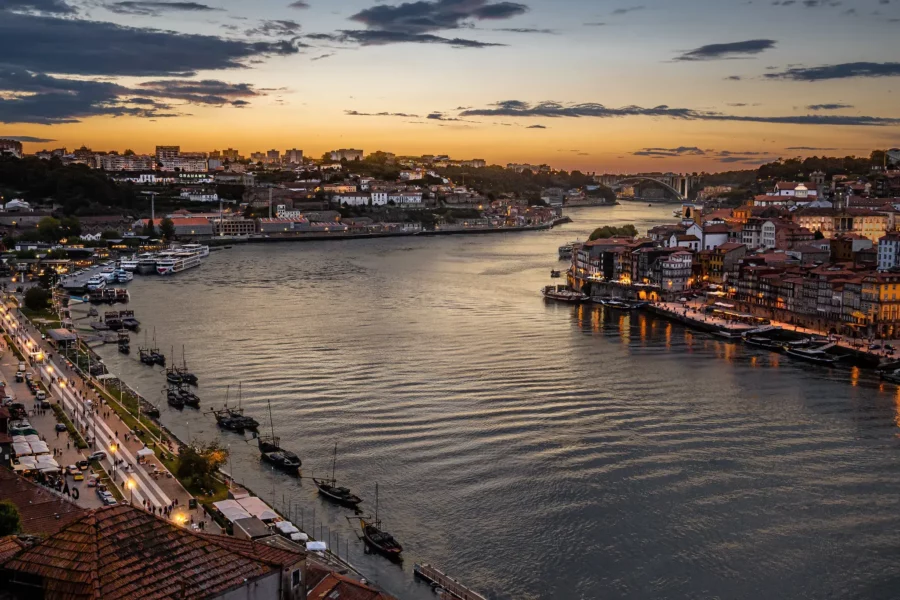 Vue sur Porto depuis ses hauteurs, Portugal