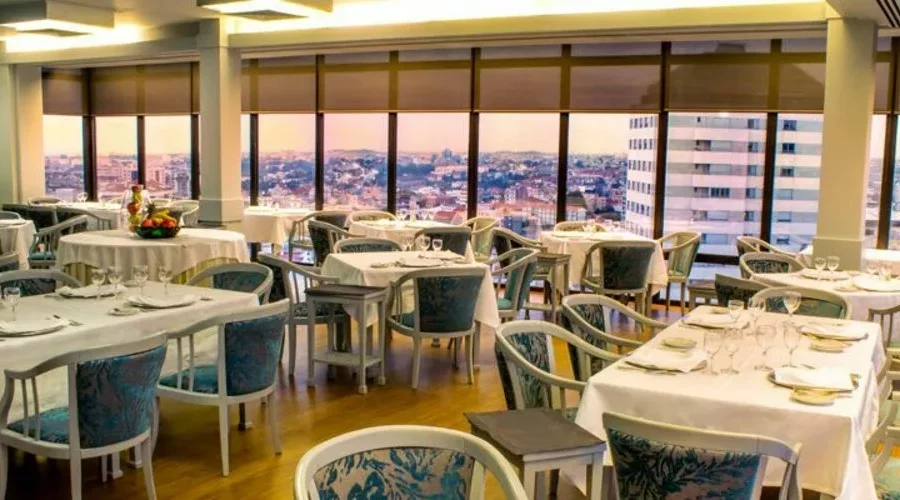 vuerestau-blacktulip-porto