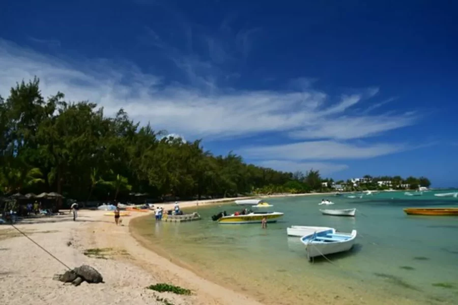 coin-de-mire-attitude-plage-maurice
